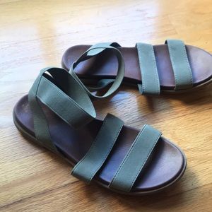 Army green stretchy sandals
